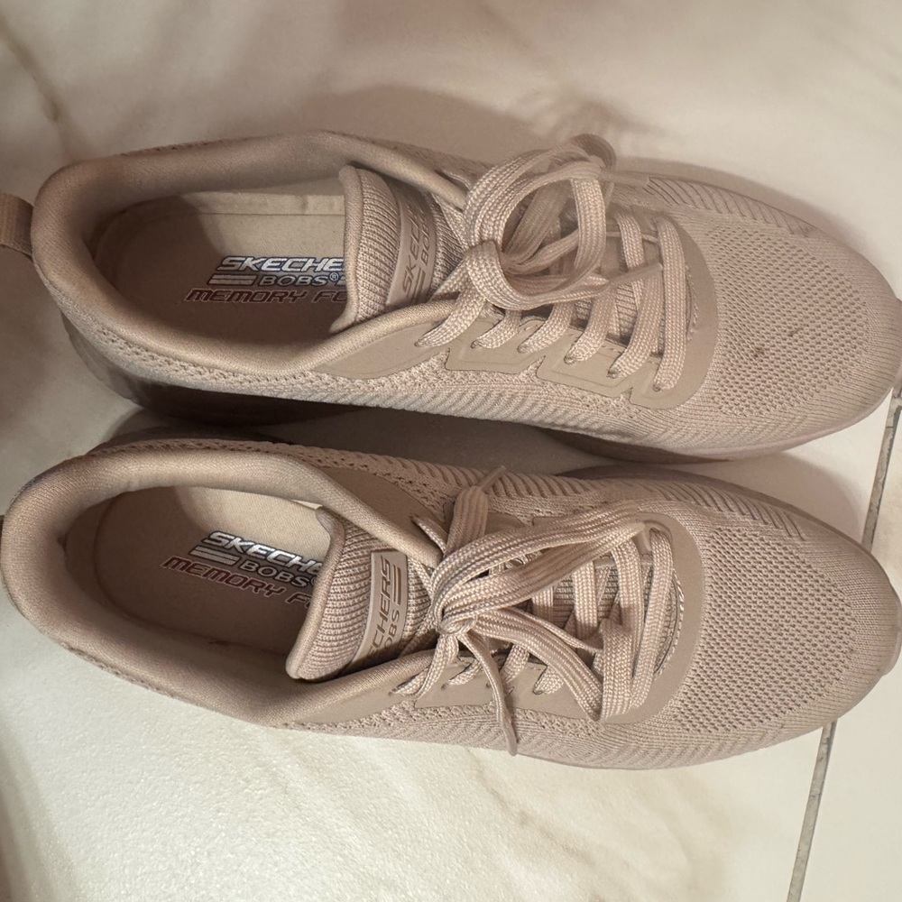 Skechers Memory Foam Sneakers Beige Knit Walking Shoes Women’s Size 8 - Picture 4 of 8